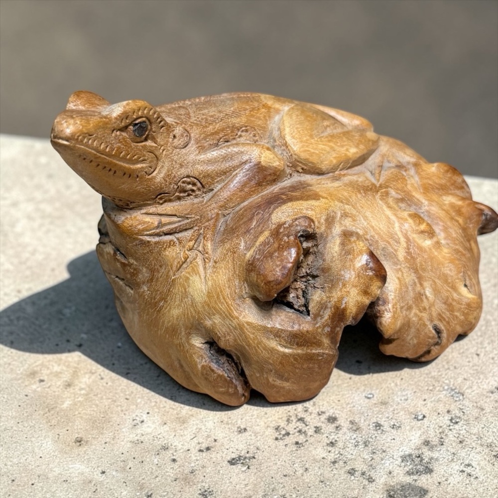 Vintage Hand Carved Wooden Frog Figurine - Rustic Decor